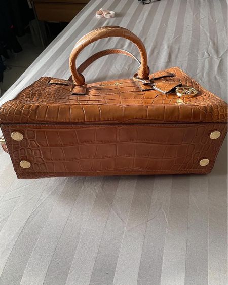 กระเป๋าสะพาย Michael Kors รูปที่ 9