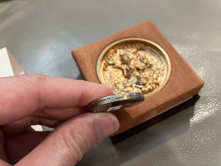 เหรียญอภิปัญญามหาเศรษฐี ของแท้ พิมพ์เล็ก เนื้อนวะ อาจารย์เฉลิมชัย รูปที่ 6