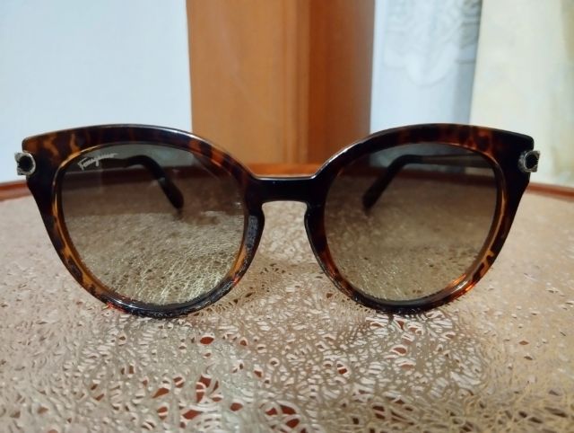 แว่น Ferragamo แท้สวย รูปที่ 4