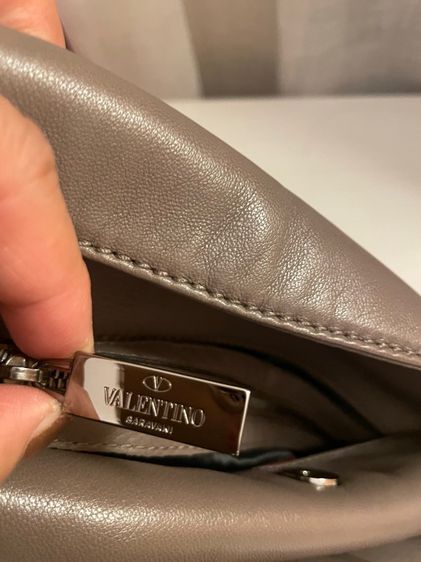 กระเป๋า  Valentino แท้ 💯 รูปที่ 12