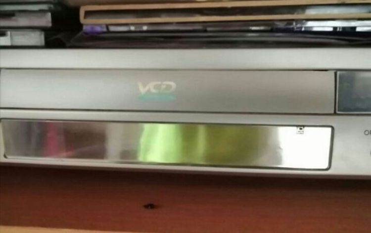 ขายเครื่องเล่น VCD  ยี่ห้อ aconatic พร้อมช่องเสียบไมค์ 2ช่อง ร้องคาราโอเกะ ปรับเสียงเอคโค่ทุ้มแหลมได้  ขาย  1200  บาท รูปที่ 4