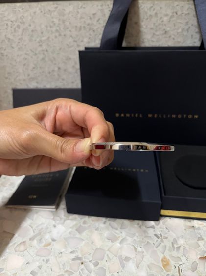กำไร Daniel Wellington สีเงิน รูปที่ 3