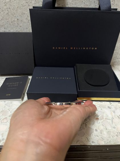 กำไร Daniel Wellington สีเงิน รูปที่ 5