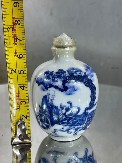 ขวดยานัตถุ์ ลายคราม รูปที่ 8