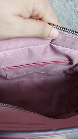 กระเป๋าถือ coach สีชมพูหวาน รูปที่ 17
