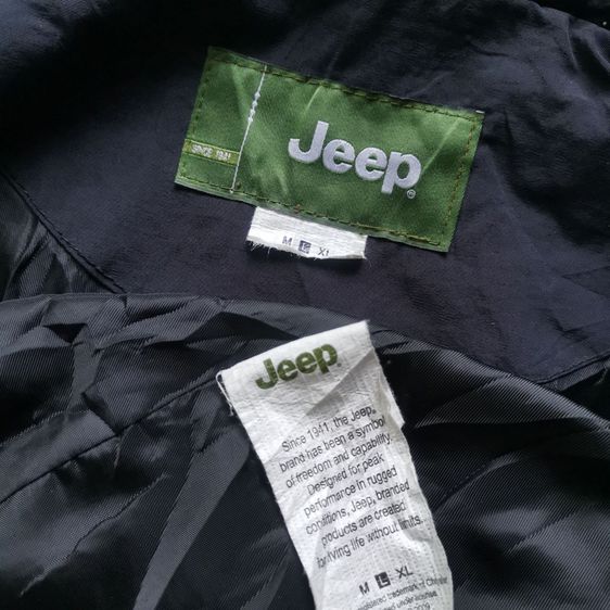 Jeep Black Hooded Jacket รอบอก 42” รูปที่ 4