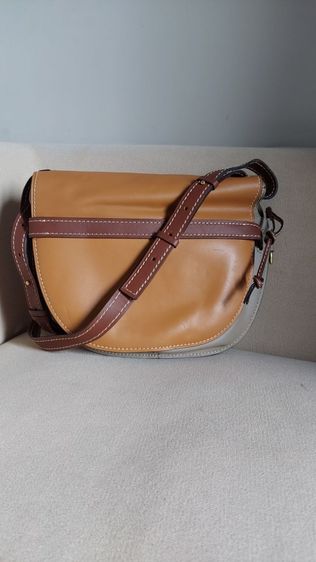 กระเป๋า Loewe  gate สีทูโทน รูปที่ 3