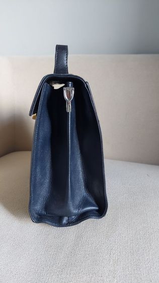 กระเป๋า salvatore ferragamo สีดำ รูปที่ 3