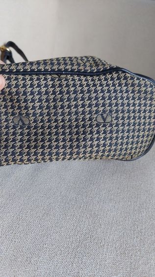 กระเป๋าทรงจีบ valentino garavani  รูปที่ 14