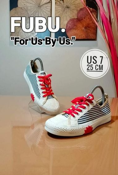 รองเท้าผ้าใบ ผ้าใบ UK 6.5 | EU 40 | US 7 หลากสี FUBU.
"For Us, By Us."
(American Hip Hop Apparal Company)