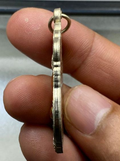 เหรียญเสมา 8 รอบหลวงปู่ทิม ลงยา พร้อมกล่อง รูปที่ 5