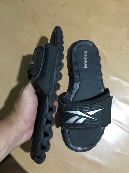 🩴Reebok  รูปที่ 4