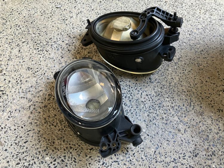 ไฟตัดหมอก Benz W204 Germany 🇩🇪 A1698201656 , A1698201556 ของแท้ มือสอง รูปที่ 6