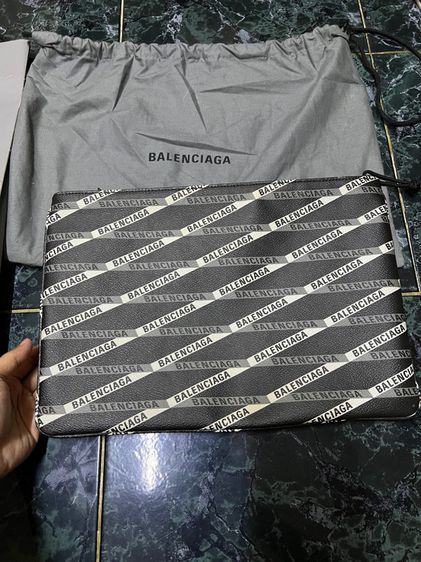Balenciaga losange monogram coated canvas black l grey bag รูปที่ 3