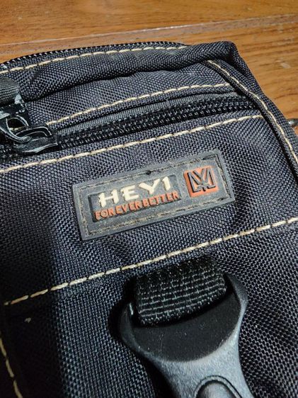 กระเป๋า เล็ก คาดเอว สพะายข้าง ใส่เงิน ใส่มือถือ สวย ทรงวินเทจ หายาก สภาพดี รุ่นใหม่ รูปที่ 3