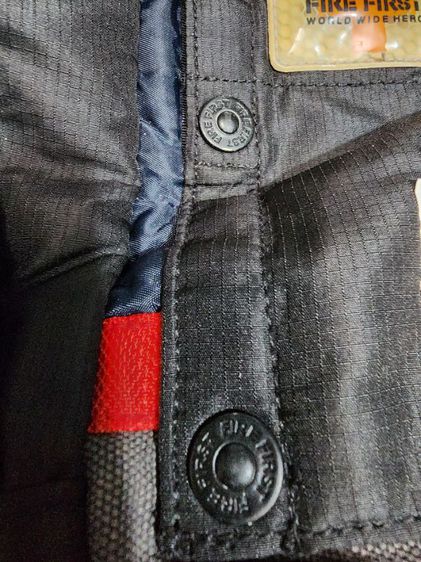 กระเป๋า ทรงสวย สะพายข้าง ทรงวินเทจ หายาก เก่าเก็บ พร้อมใช้งาน  รูปที่ 4