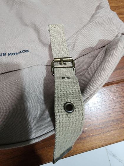 กระเป๋า CLUB monaco รุ่นใหม่ เก่าเก็บ เดิมๆ หายาก ช่องใส่ของเยอะ ทรงวินเทจ พร้อมใช้งาน รูปที่ 3