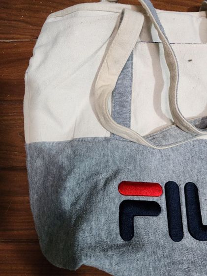 กระเป๋าสะพาย ยี่ห้อ FILA เดิมๆ ของใหม่ เก่าเก็บ ทรงวินเทจ หายาก รูปที่ 3