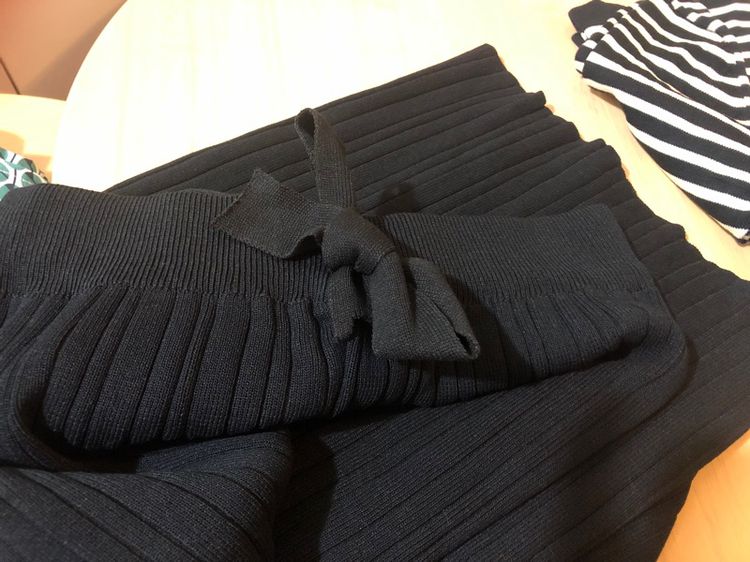 ชุดเซ็ต ผ้า Cardigan สีดำ ใหม่ รูปที่ 5