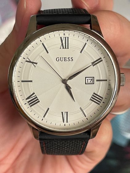 ส่งต่อ‼️ นาฬิกา GUESS แท้ หน้าปัดสีครีมขาว สายเดิม กล่องเดิม สภาพสวย มีรอยการใช้งานบ้าง รูปที่ 2