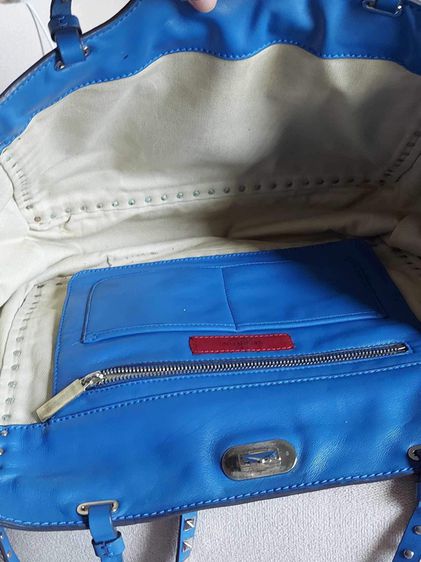 กระเป๋า Valentino Garavani แท้ รุ่น rock studd สีน้ำเงิน  รูปที่ 6