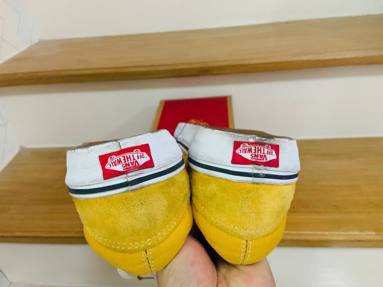 รองเท้า VANS Old Skool เบอร์ EUR 40 UK 6.5 25.5 cm คนเท้า 25-26 cm ใส่ได้ สภาพดี พื้นเต็ม ทรงสวย สีเหลืองสดคน กล่องครบครับ รูปที่ 8