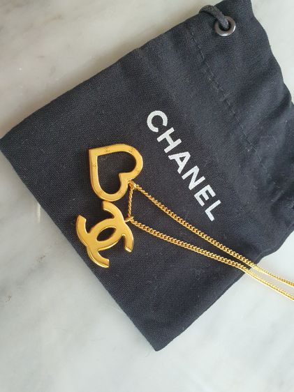 CHANEL CC LOGO WITH HEART NECKLACE GOLD HARDWARE  รูปที่ 3