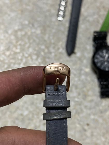 นาฬิกายี่ห้อ TIMEX  ของแท้มือสอง  สายเดิม  มีร่องรอยใช้งานบ้าง 650฿ รูปที่ 7