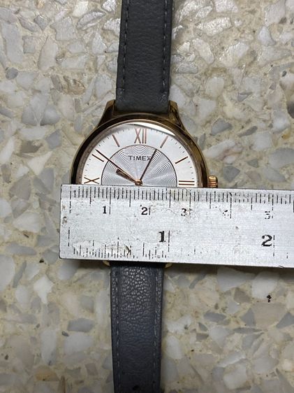 นาฬิกายี่ห้อ TIMEX  ของแท้มือสอง  สายเดิม  มีร่องรอยใช้งานบ้าง 650฿ รูปที่ 9