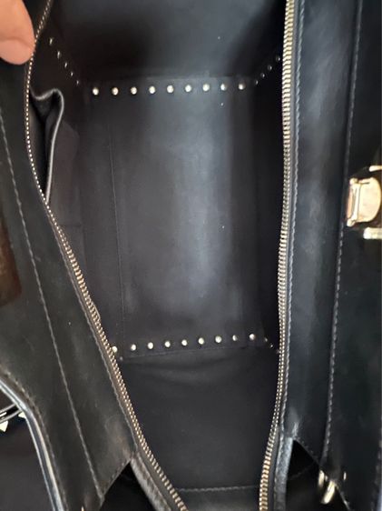 USED VALENTINO GARAVANI Rickstud  Small Leather BAG รูปที่ 4