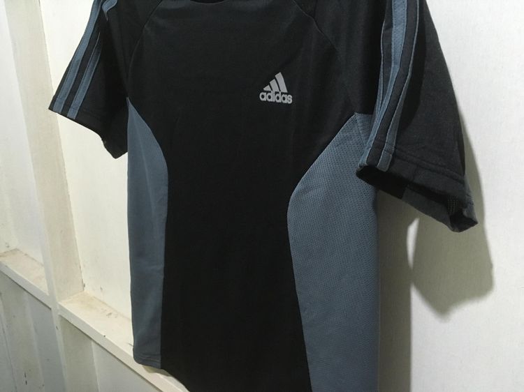 เสื้อกีฬา CLIMACOOL แบรนด์ Adidas สีดำแถบเทา รูปที่ 5