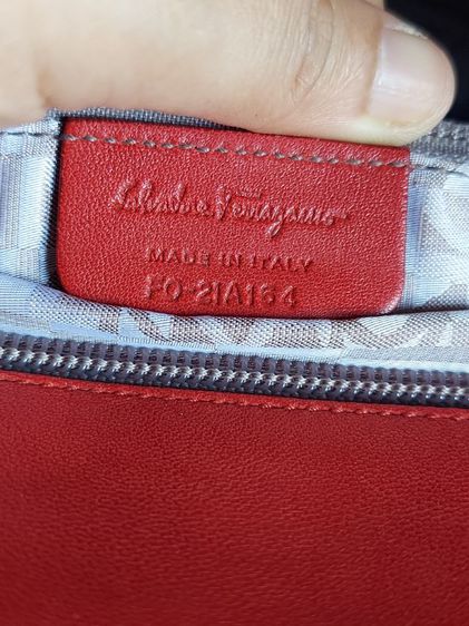 กระเป๋า salvatore ferragamo ของแท้  วินเทจ รูปที่ 15