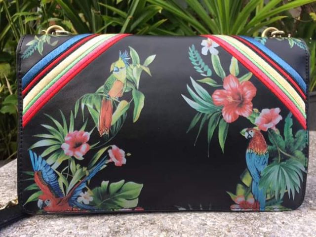 กระเป๋าสะพายแบรนด์ Pinko ของแท้ แบรนด์ดัง Italy  รูปที่ 5