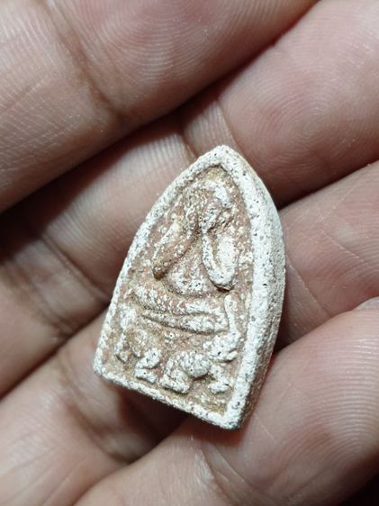 พระปิดตามหานิยม รุ่นช้างคู่ วัดท้ายน้ำ จ.พิจิตร ปี 2526 มวลสารดี ของหลวงพ่อเงิน นิยม หายากแล้ว รูปที่ 4