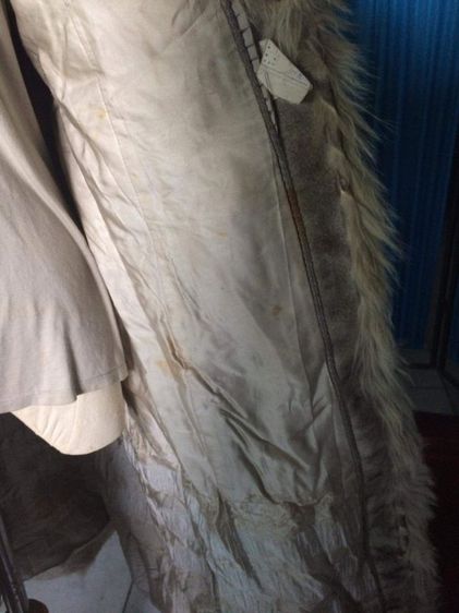 เสื้อโค้ทตัวยาวขนแท้ แบรนด์ EMBA บูลฟ้อกซ์  รูปที่ 11