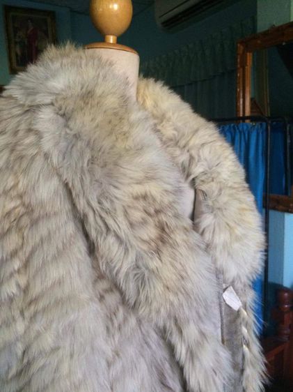 เสื้อโค้ทตัวยาวขนแท้ แบรนด์ EMBA บูลฟ้อกซ์  รูปที่ 7