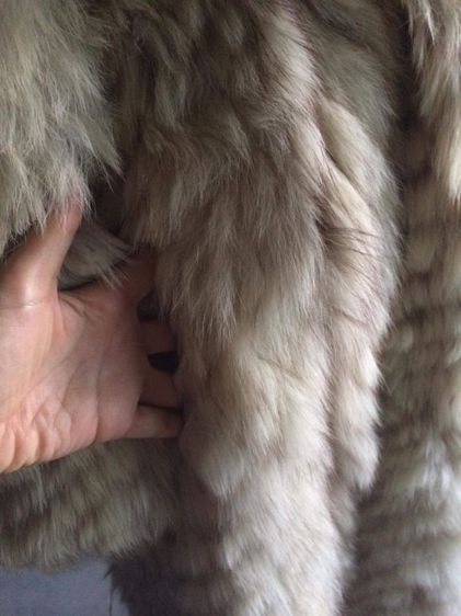 เสื้อโค้ทตัวยาวขนแท้ แบรนด์ EMBA บูลฟ้อกซ์  รูปที่ 3