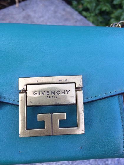 กระเป๋า Givenchy gv3 mini แท้ หนังผสมหนังกลับ  รูปที่ 4