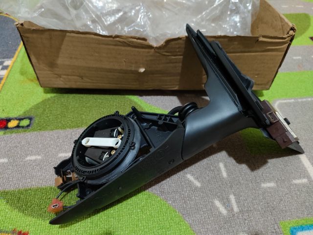 มอเตอร์กระจกไฟฟ้าพร้อมโครง Audi A6 C4,S6 C4 ปี 93-97 ข้างซ้าย ของใหม่ ของแท้ มีข้างเดียว รูปที่ 3