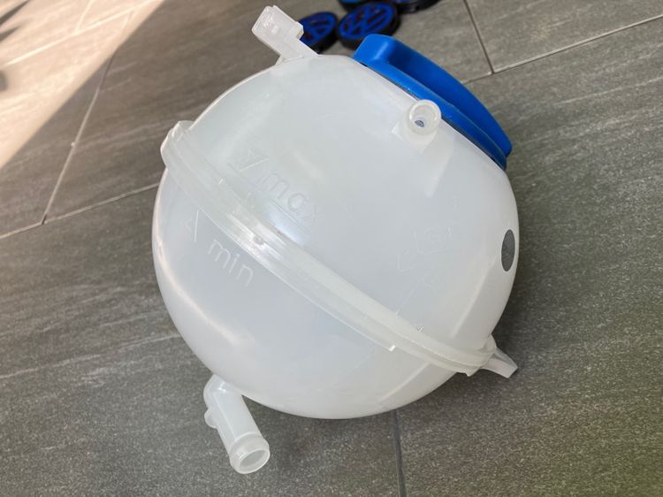 กระปุกพักน้ำ Coolant Volkswagen รุ่นเก่า Passat B4 Golf2 Golf3 Vento Caravelle T4 ฝาล้อ 56 mm ยางกันน้ำคอยจุดระเบิด Coil รูปที่ 3