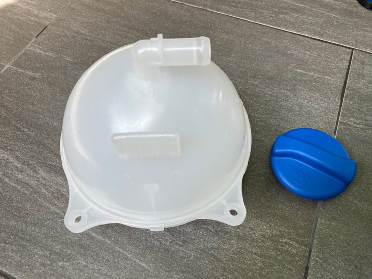 กระปุกพักน้ำ Coolant Volkswagen รุ่นเก่า Passat B4 Golf2 Golf3 Vento Caravelle T4 ฝาล้อ 56 mm ยางกันน้ำคอยจุดระเบิด Coil รูปที่ 10