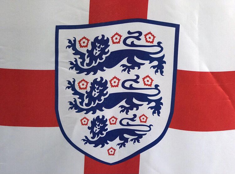มือสอง ธงทีมชาติอังกฤษ สิงโตคำราม เพื่อการตกแต่งบ้าน ร้านอาหาร ร้านกาแฟ เพื่อการสะสม ขนาดกว้าง 25 นิ้ว ยาว 36 นิ้ว รูปที่ 3