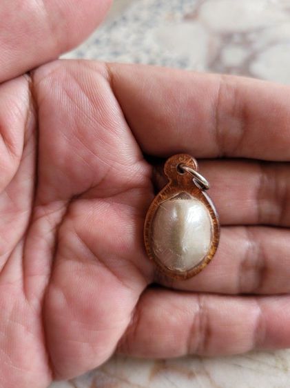 ตะกรุดสาริกา หลวงพ่อเต๋ คงทอง วัดสามง่าม ต.ดอนตูม จ.นครปฐม ถักเชือกลงรักปิดทองเต็มดอก พุทธคุณเด่นทางด้าน มหาอุต คงกระพันชาตรี แคล้วคลาด รูปที่ 3