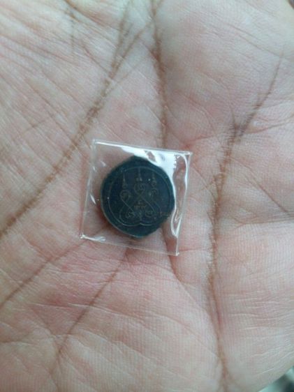 เหรียญเสมาเล็กหลวงปู่ทวด วัดช้างให้ หลังยันต์ห้า เนื้อทองแดงกะไหล่ทอง ปี2506 แจกปีนัง ใบหน้าหลวงปู่ทวดแกะคล้าย เหรียญปู่ทวดไข่ปลาเล็กรุ่นสอง รูปที่ 5