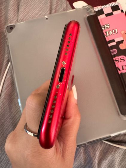 ไอโฟน 11 256GB สีแดง มีร่องรอยตามการใช้งาน ไม่มีแผลลึก นัดรับได้ กรุงเทพ รูปที่ 7