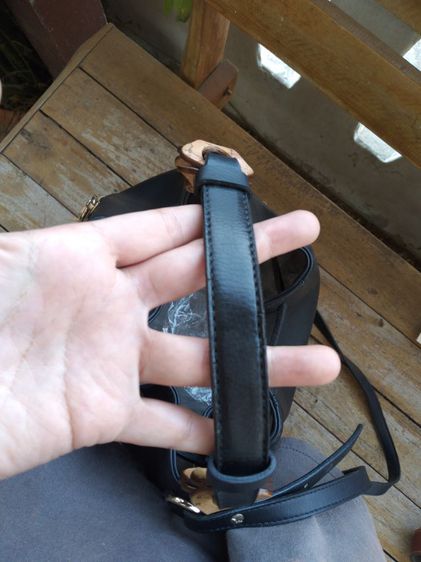 กระเป๋า Alvero Martini แท้ หนังแท้ทรงจีบ  รูปที่ 10