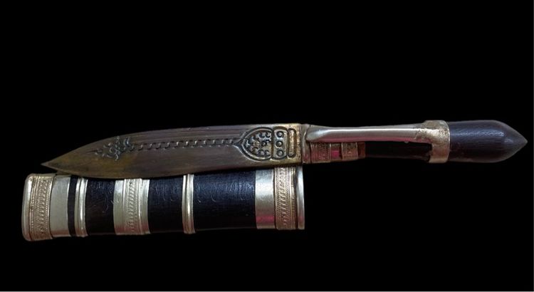 มีดหมอ มหาธาตุพรายเดือนเพ็ญ ครูบาออ ปัณฑิต๊ะ สุดยอดพระสายไทใหญ่ ของดีหายาก  รูปที่ 3