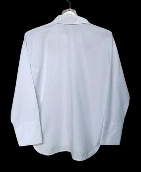 เสื้อเชิ๊ตผู้หญิง แขนยาว สีขาว ผ้า cotton ขนาด free size ใส่ได้ทุกโอกาส รูปที่ 4