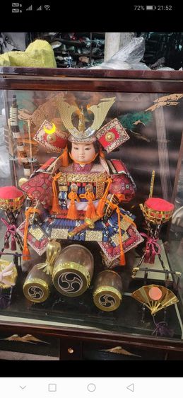 ตู้โชว์หุ่นตุ๊กตาแม่ทัพนักรบโบราณ​ ในชุดเกราะพร้อมอุปกรณ์เต็มยศ​ เสริมอำนาจบารมี​ ความกล้าหาญ