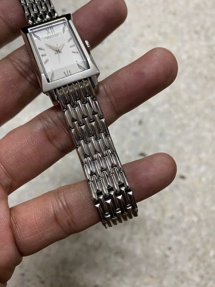 นาฬิกายี่ห้อ KENNETH COLE  ของแท้มือสอง สแตนเลส สายยาว 18 เซนติเมตร   900฿ รูปที่ 4